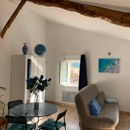 Le Bleu Des Toits * Lodeve